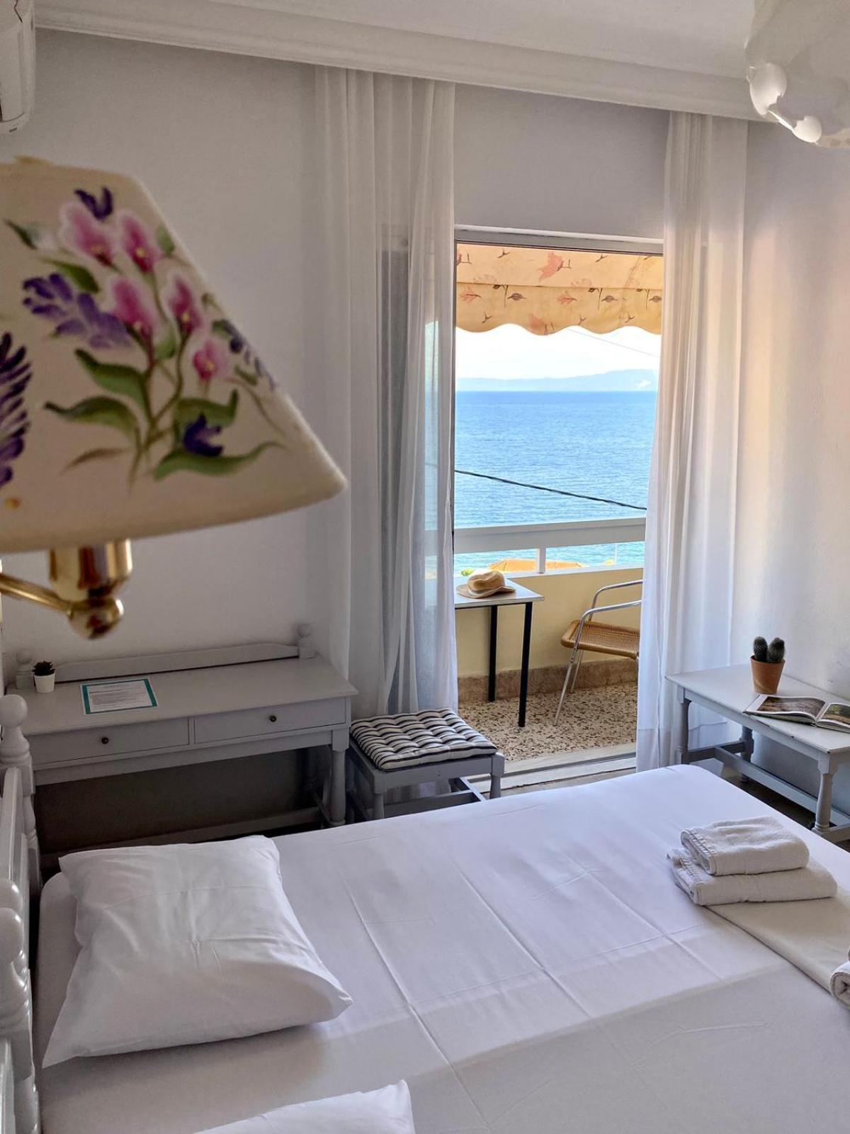 Hotel Rania Loutra Edipsou  Eksteriør billede